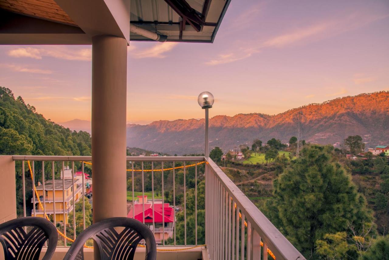 Terrace Retreat Bed and Breakfast Kasauli Eksteriør billede