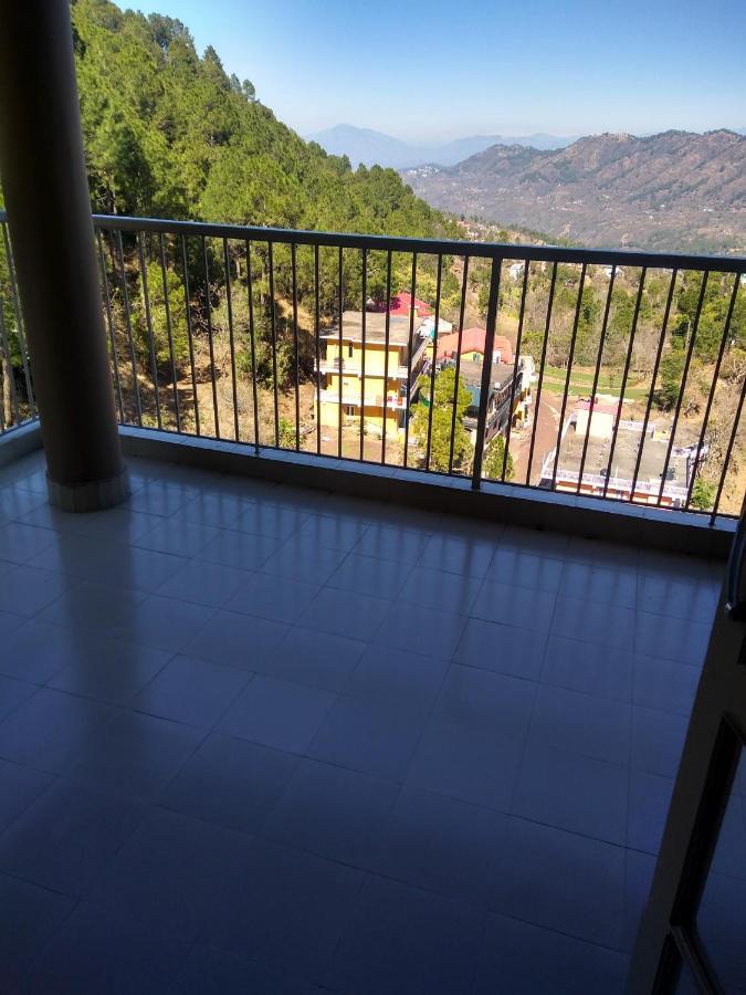 Terrace Retreat Bed and Breakfast Kasauli Eksteriør billede
