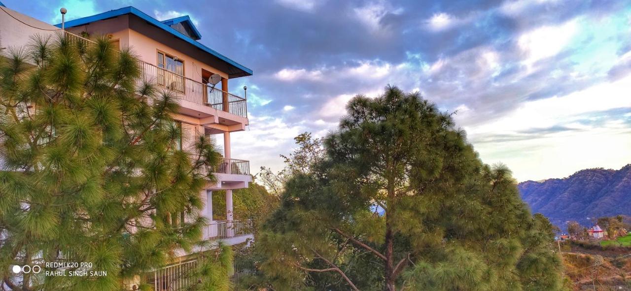 Terrace Retreat Bed and Breakfast Kasauli Eksteriør billede